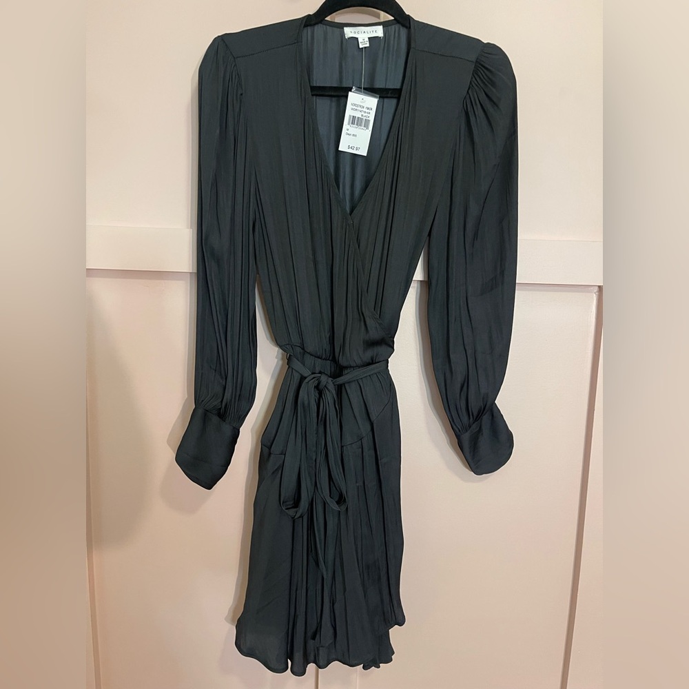 NWT Elegant Black V-Neck Dress
